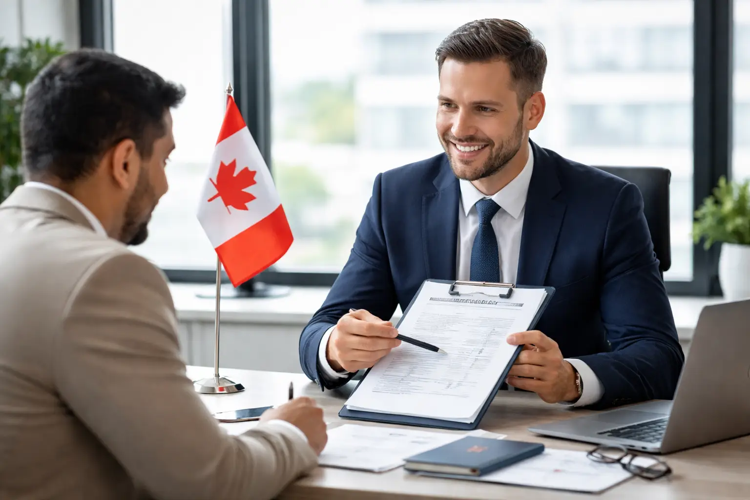 مستشار هجرة يراجع مستندات مع عميل داخل مكتب رسمي، يمثل خدمات مكاتب هجرة لكندا